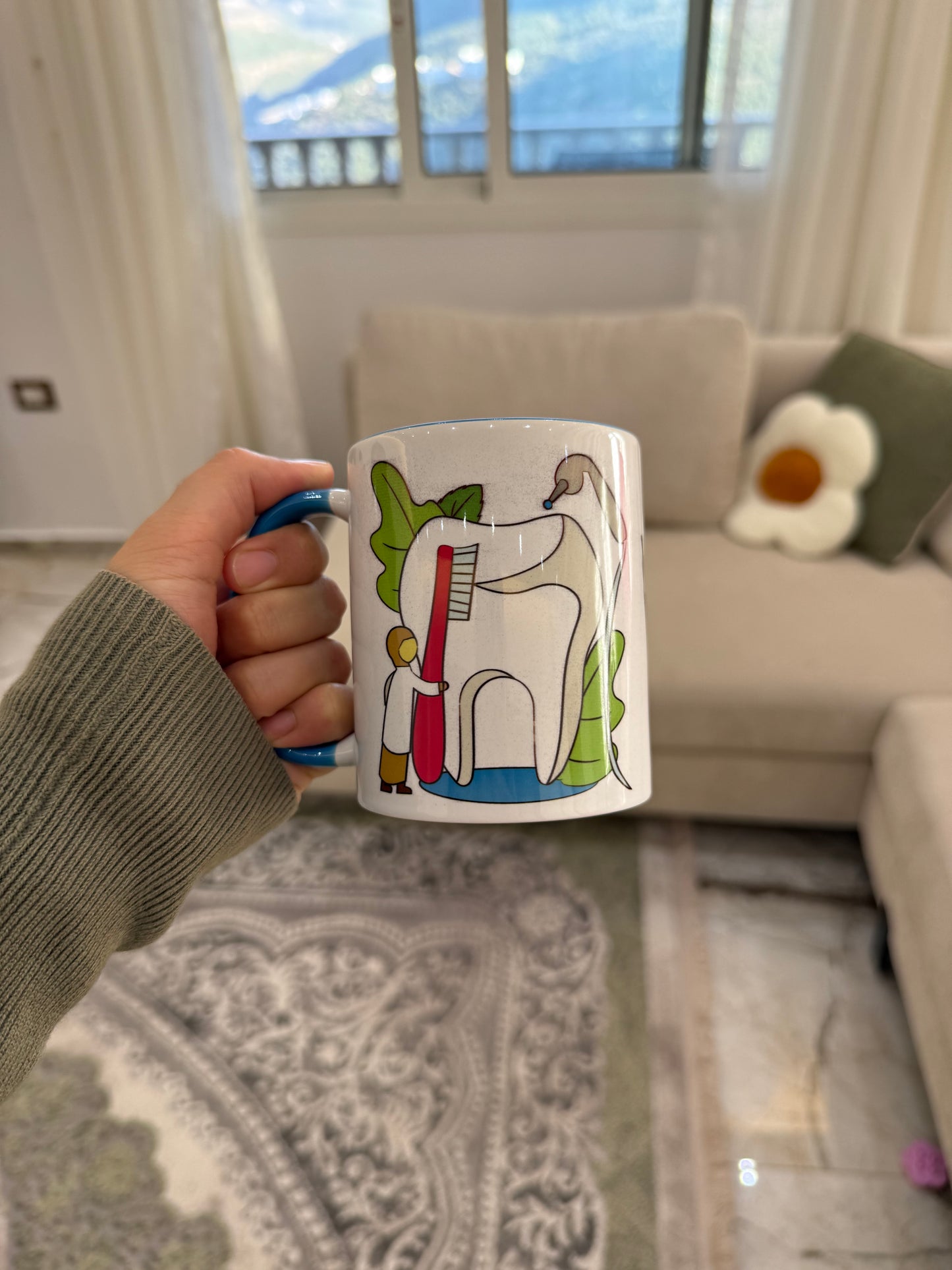 Dental Assistant Personalized Mug– Blue Handle